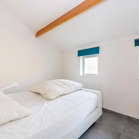 Vakantiehuis In With Garden, Cleaning Included
