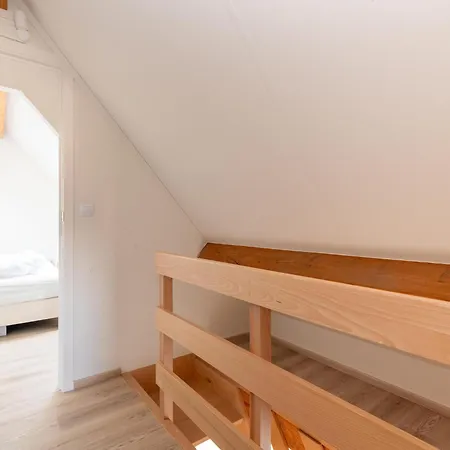 Vakantiehuis In With Garden, Cleaning Included *
